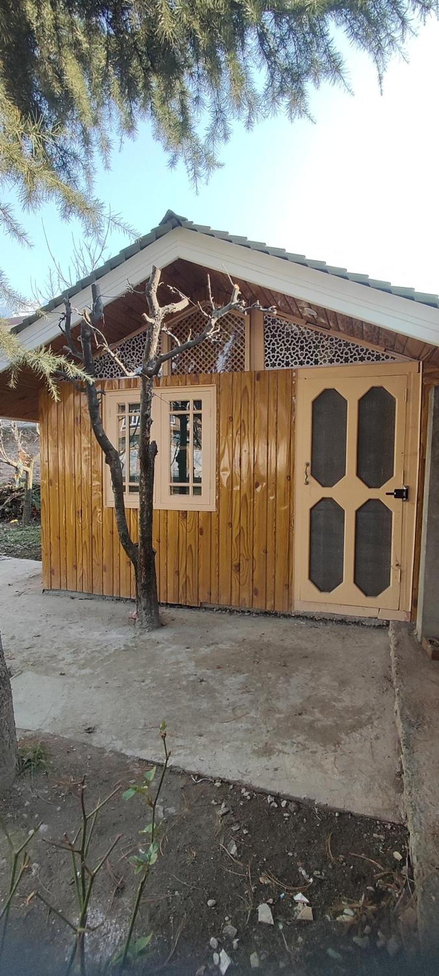 The Clover Inn Srinagar  Bagian luar foto
