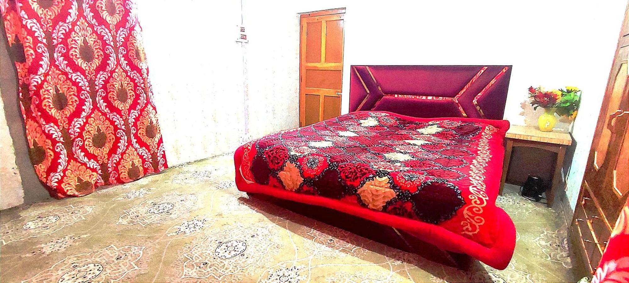 The Clover Inn Srinagar  Ruang foto