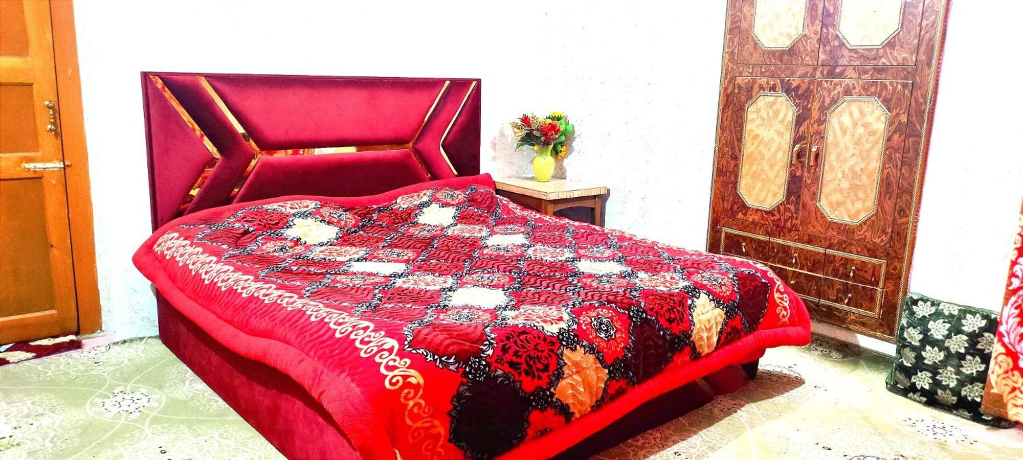 The Clover Inn Srinagar  Ruang foto